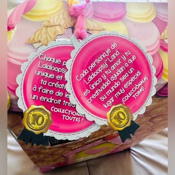 Lalaloopsy Doll Crumbs Sugar Cookie with Pet Mouse - Picture 4 of 4